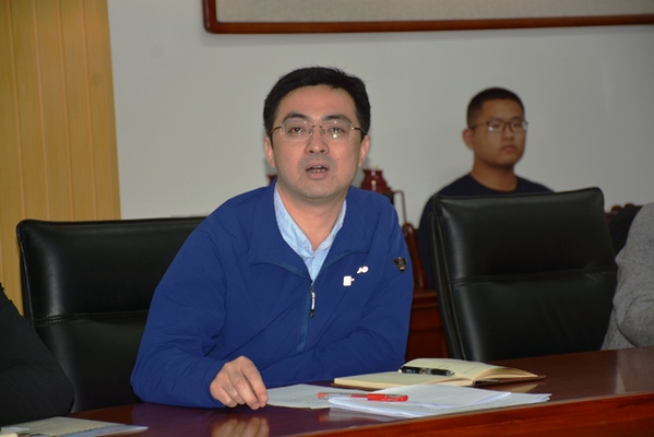 公司党委副书记王迅讲话  魏孟吉摄影