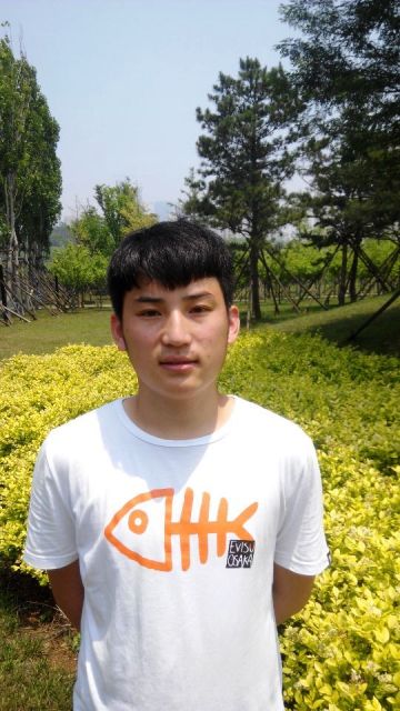 老员工青年志愿者协会副主席王福琳