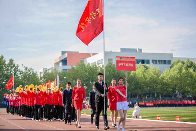 公司方队 石忠明摄影