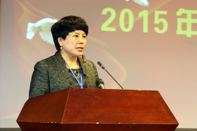 员工马俊代表发言