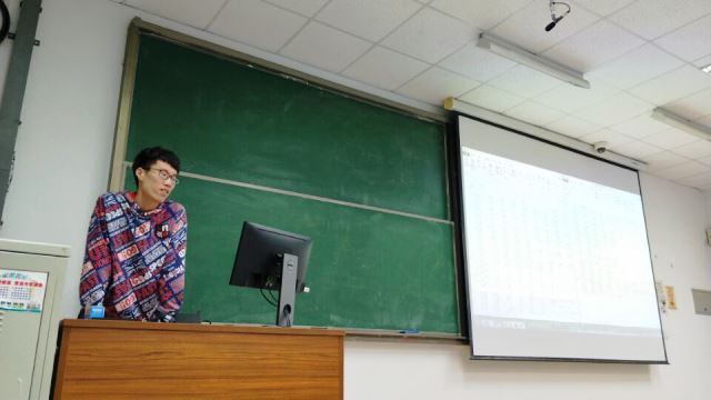 运动员代表发言 姜宇飞摄影 运动员代表发言 姜宇飞摄影