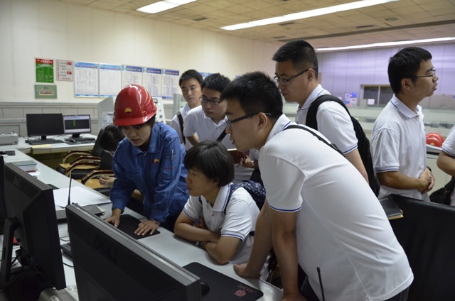 讲解柴油加氢工艺 蒋玉鑫摄影 讲解柴油加氢工艺 蒋玉鑫摄影