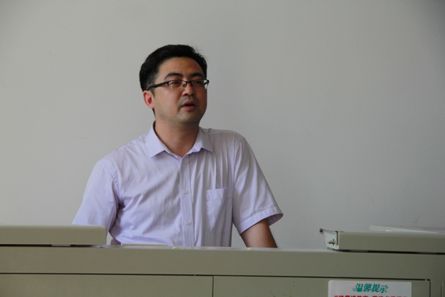 王迅书记讲话 杨晓莹摄影 王迅书记讲话 杨晓莹摄影