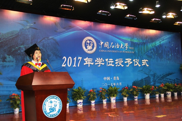 副经理刘欣梅主持 魏孟吉摄影