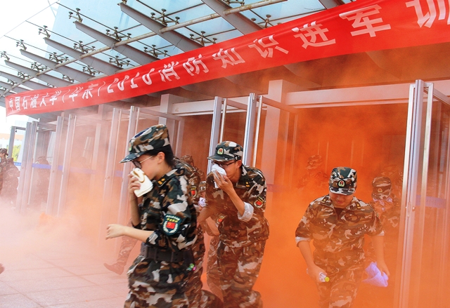 消防演练 赵明超摄影 消防演练 赵明超摄影