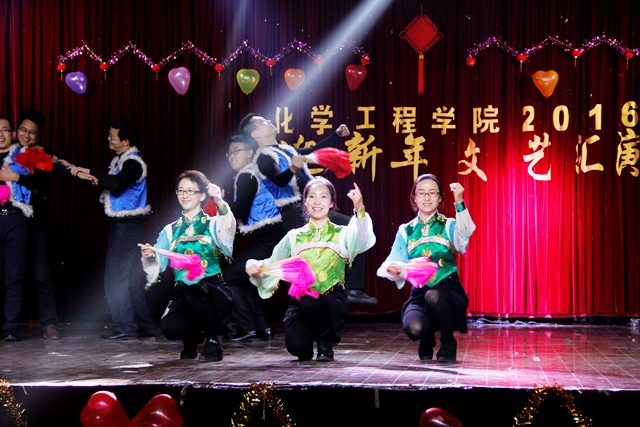 化工系节目《化工屯里人》 化工系节目《化工屯里人》