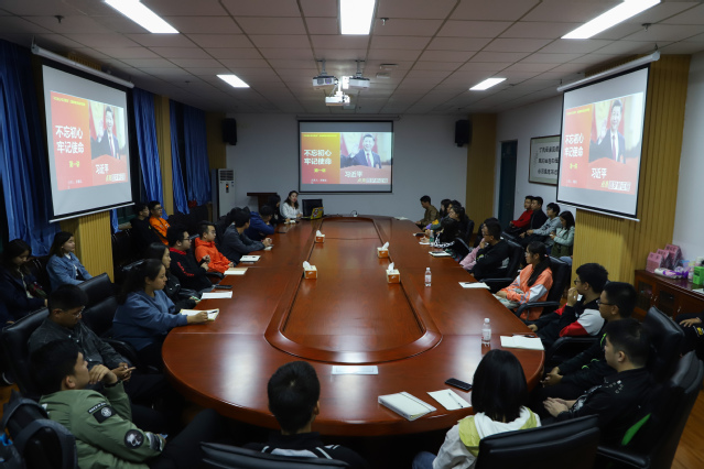 活动现场 吴拨摄影