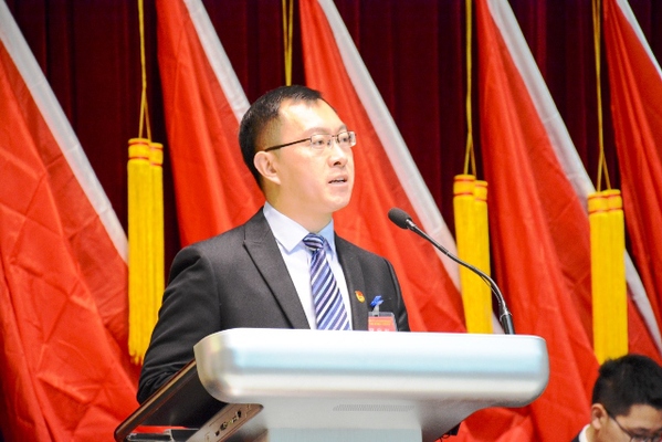 校团委副书记石国卿致辞  李博一摄影