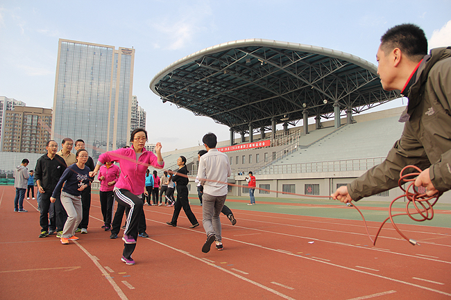 8字跳绳 8字跳绳