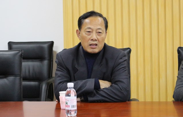 纪效田老师讲述公司故事 魏孟吉摄影